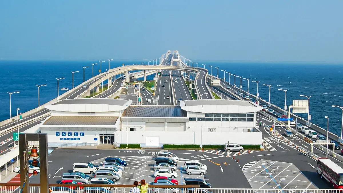海ほたる